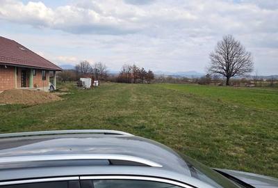 Teren de 2000 mp, în Coltău - 3