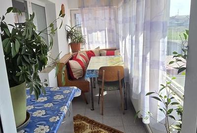 Casă cu 3 camere cu Teren 300 Mp în Central - 1