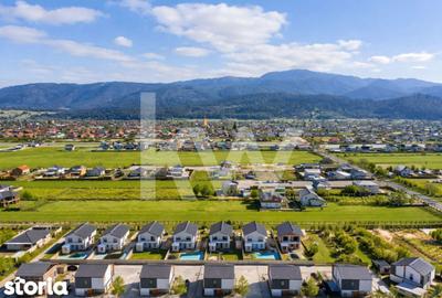 Casă cu 4 camere cu Teren 600 Mp în Schei - 3