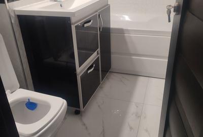 Apartament cu 3 camere semidecomandat în Central - 4
