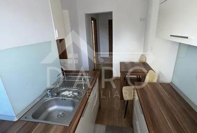 Apartament cu 2 camere decomandat în Cornișa - 4