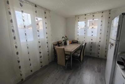 Casă în Scorțeni - 4