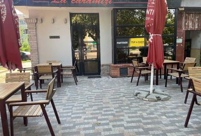 Spațiu comercial, de 60 mp, în Central - 4