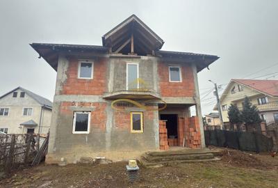 Casă individuală cu 4 camere cu Canalizare în Calea Moldovei - 4