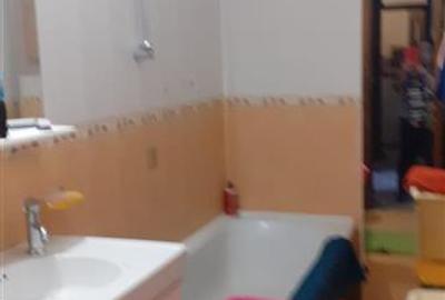 Apartament 3 camere Decomandat hol H Bld. Brancoveanu - 1