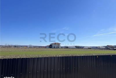 Casă cu 4 camere cu Teren 572 Mp în Oșorhei - 2