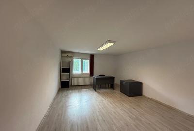 Spațiu comercial, de 120 mp, în Girocului - 10