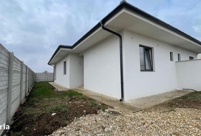 Casă cu 3 camere în Sântandrei - 7