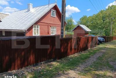 Casă cu 3 camere cu Teren 3000 Mp în Bosanci