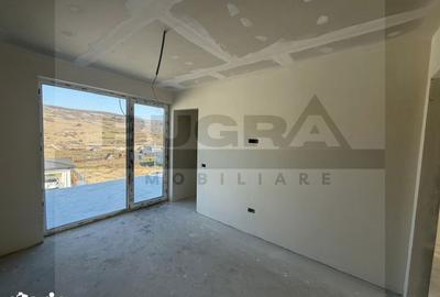 Casă cu 4 camere cu Teren 600 Mp în Baciu