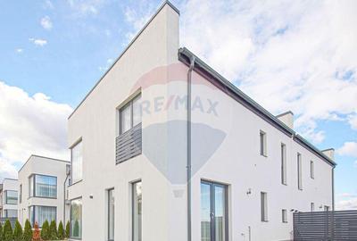 Locuie?te intr-un peisaj de poveste Vila moderna ... - 15