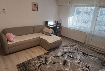 Apartament cu 3 camere semidecomandat în Central - 7