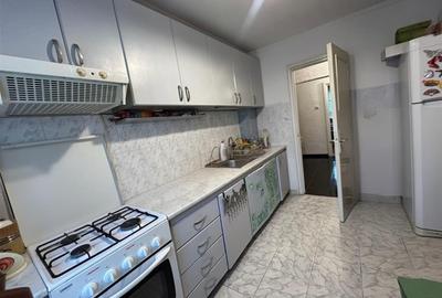 Apartament cu 4 camere decomandat în George Enescu - 5