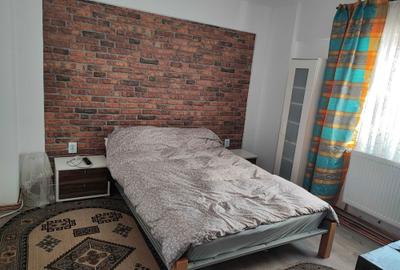 Apartament cu 3 camere decomandat în Central - 8