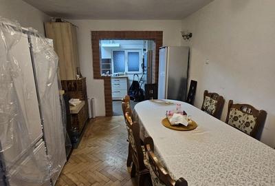 Casă cu 3 camere cu Teren 389 Mp în Ștefănești - 1