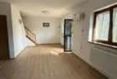 Apartament decomandat cu 3 camere, situat la etajul 5 din 5 - 3