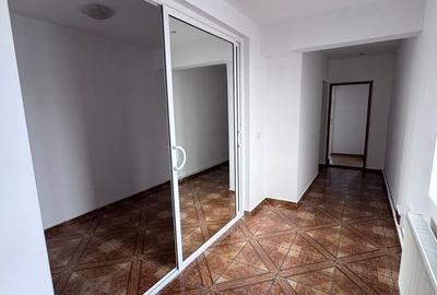 Casă cu 4 camere cu Teren 400 Mp în Central - 4