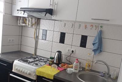 De inchiriat garsoniera str.Ploiesti - 5