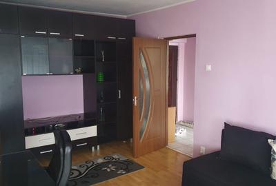 Apartament cu 2 camere semidecomandat în Colentina - 2