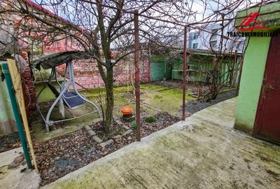 Casă individuală cu 2 camere cu Canalizare în Girocului - 16