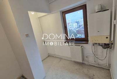 Apartament cu 3 camere decomandat în Central - 6