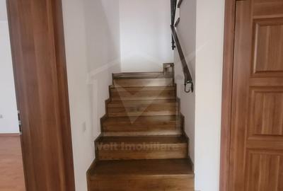 Duplex cu 4 camere cu Canalizare în Florești - 3