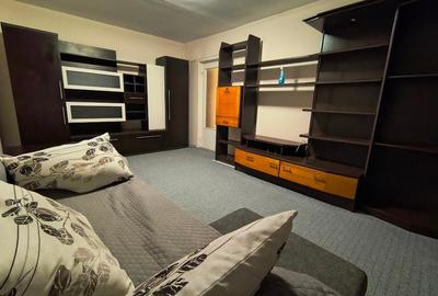 Apartament cu 3 camere decomandat, mobilat în Micălaca - 1