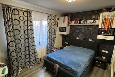 Casă cu 4 camere cu Teren 544 Mp în Vetiș - 9