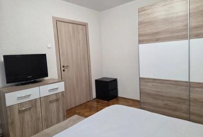 Apartament cu 3 camere decomandat, mobilat în Drumul Taberei