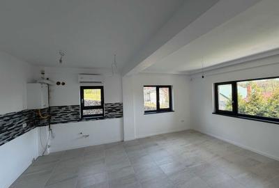 Apartament cu 3 camere decomandat în Central - 3