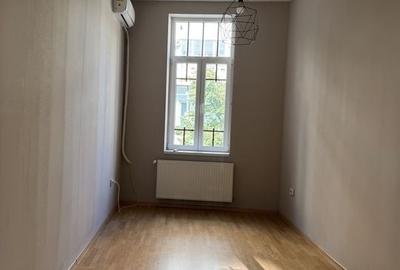 2 ETAJE DE INCHIRIAT Piata Amzei- Piata Romana IM507 - 16