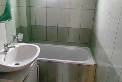 Apartament cu 3 camere semidecomandat în Central - 2