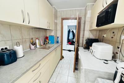 Apartament cu 3 camere semidecomandat în Lacul Tei - 10