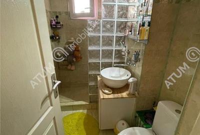 Apartament cu 3 camere decomandat, mobilat în Vasile Aaron - 1