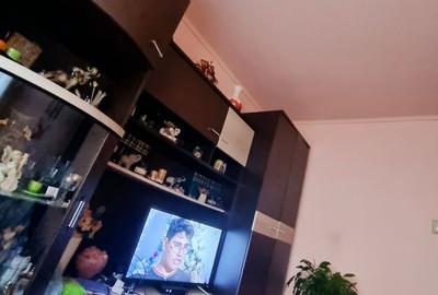 Apartament cu 4 camere decomandat în Central - 1