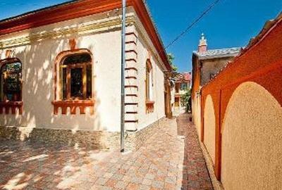 Casa P+1E si teren 370 mp, singur in curte - Piata Centrala - 15