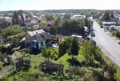 Casa la rosu cu Teren 620 mp, utilitati, canalizare, autobuz, asfalt - 5