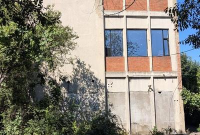 Spațiu comercial, de 800 mp, în Central - 12