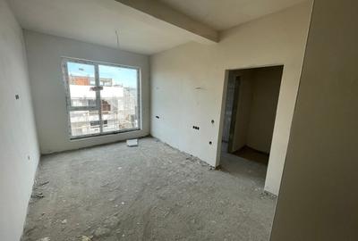Duplex cu 4 camere cu Canalizare în Florești - 2