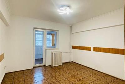 Apartament cu 3 camere decomandat, mobilat în Vitan Mall - 10