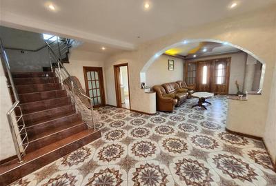 Cladire 600 mp! In Suceava! De vanzare! 0727817187 - 15