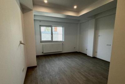 Apartament cu 3 camere decomandat în Democrației - 8
