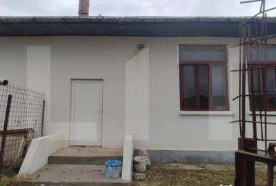 Spațiu comercial, de 200 mp, în Central - 3