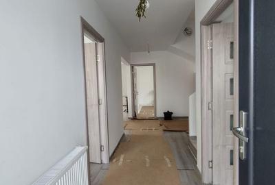 Casă cu 5 camere cu Teren 350 Mp în Cornetu - 12