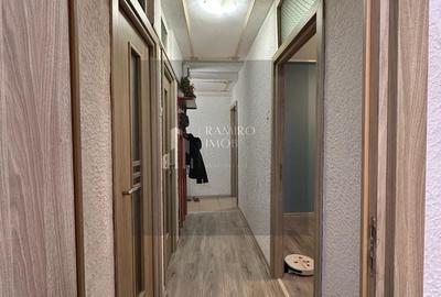 Apartament cu 3 camere decomandat în Apărătorii Patriei - 14