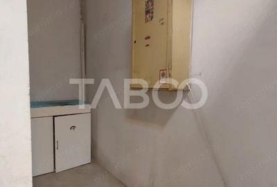 Spatiu comercial 48 mp 2 camere zona cu vad comercial Piata Noua - 3