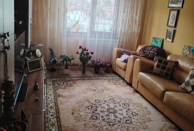 Apartament cu 3 camere decomandat în Păcurari - 11