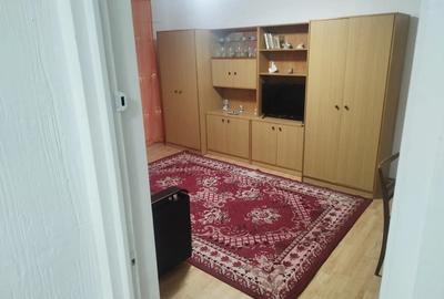 Dau in chirie ap 2camere - 3