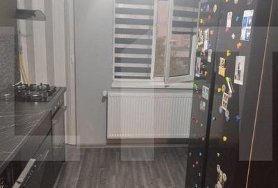 Apartament cu 4 camere, 2 bai, 80 mp, et. intermediar, zona Aurel Vlaicu - 3