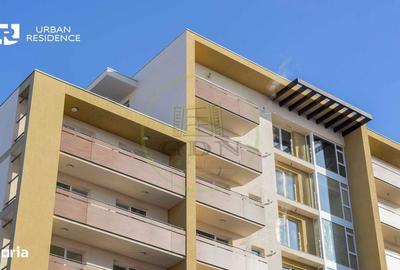 Apartament cu 2 camere decomandat în Tractorul